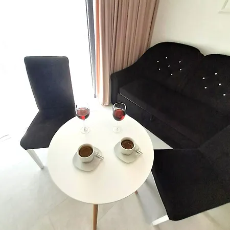 Piryt Nadmorskie Apartment *