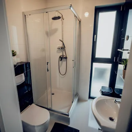 Piryt - Krysztalowe Lejlighedshotel