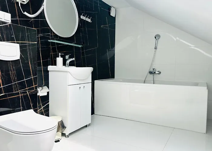 Aparthotel Piryt I 3*