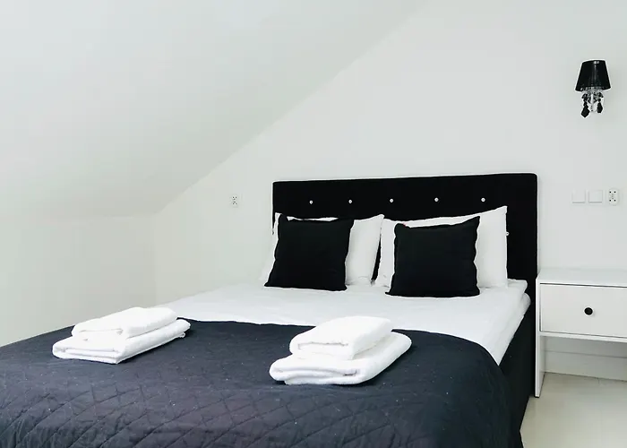 Lägenhetshotell Piryt Krysztalowe 3*