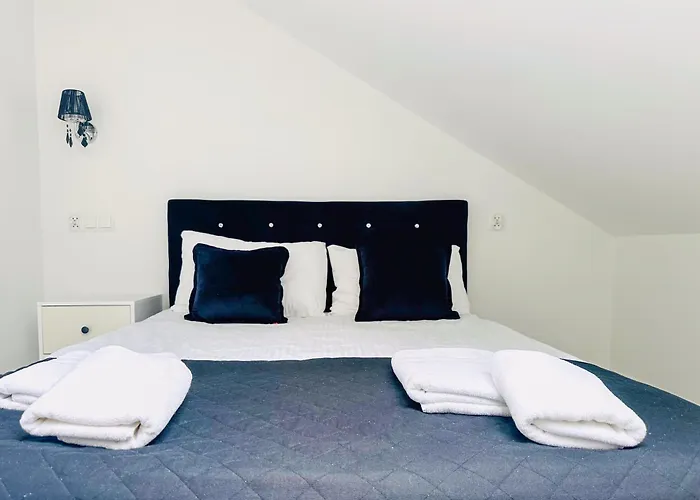 Piryt Krysztalowe Lägenhetshotell 3*